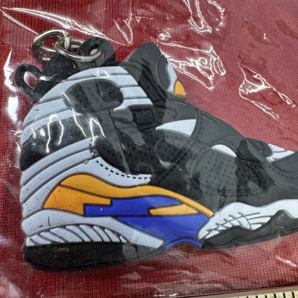 Sneaker Keychain 2D‎